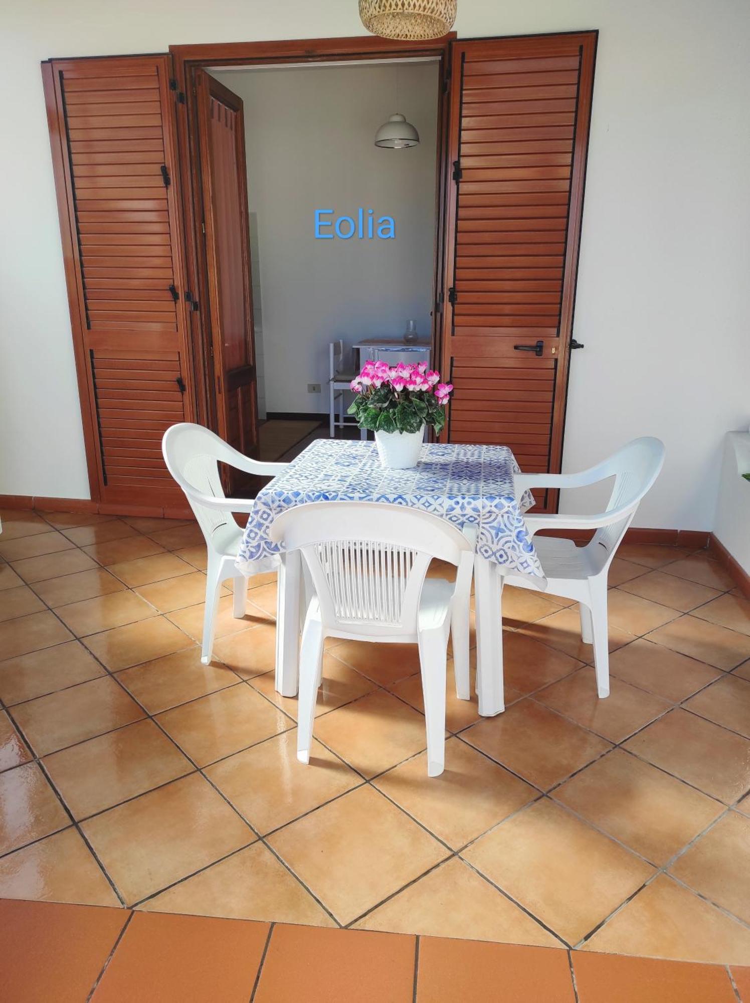 Holiday Home Mennulita ลีปารี ภายนอก รูปภาพ