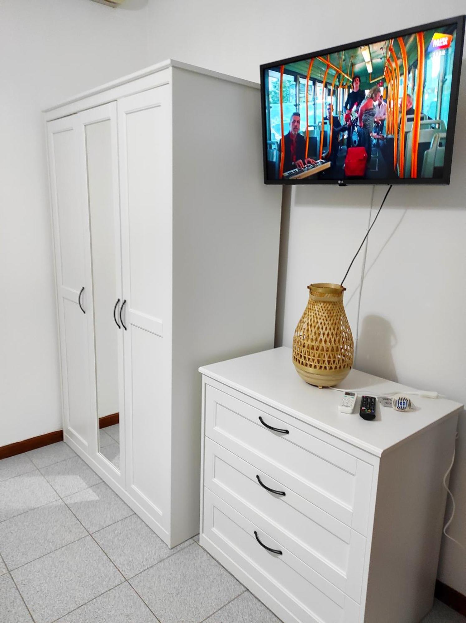 Holiday Home Mennulita ลีปารี ภายนอก รูปภาพ